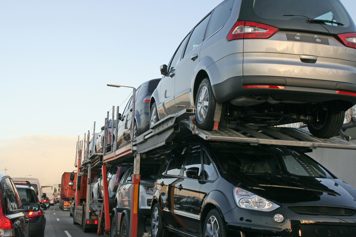 How Enclosed Vehicle Shipping Reduces the Risk of Road Damage