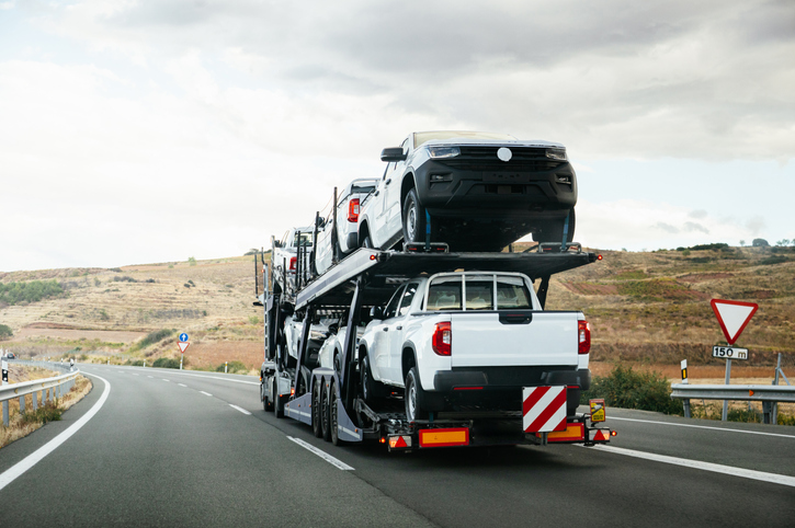 When to Choose Enclosed Vehicle Shipping Over Open Transport Options
